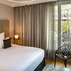 Hotel First Tour Eiffel, Paryż