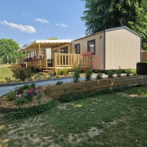  Camping Les Rives Du Francia
