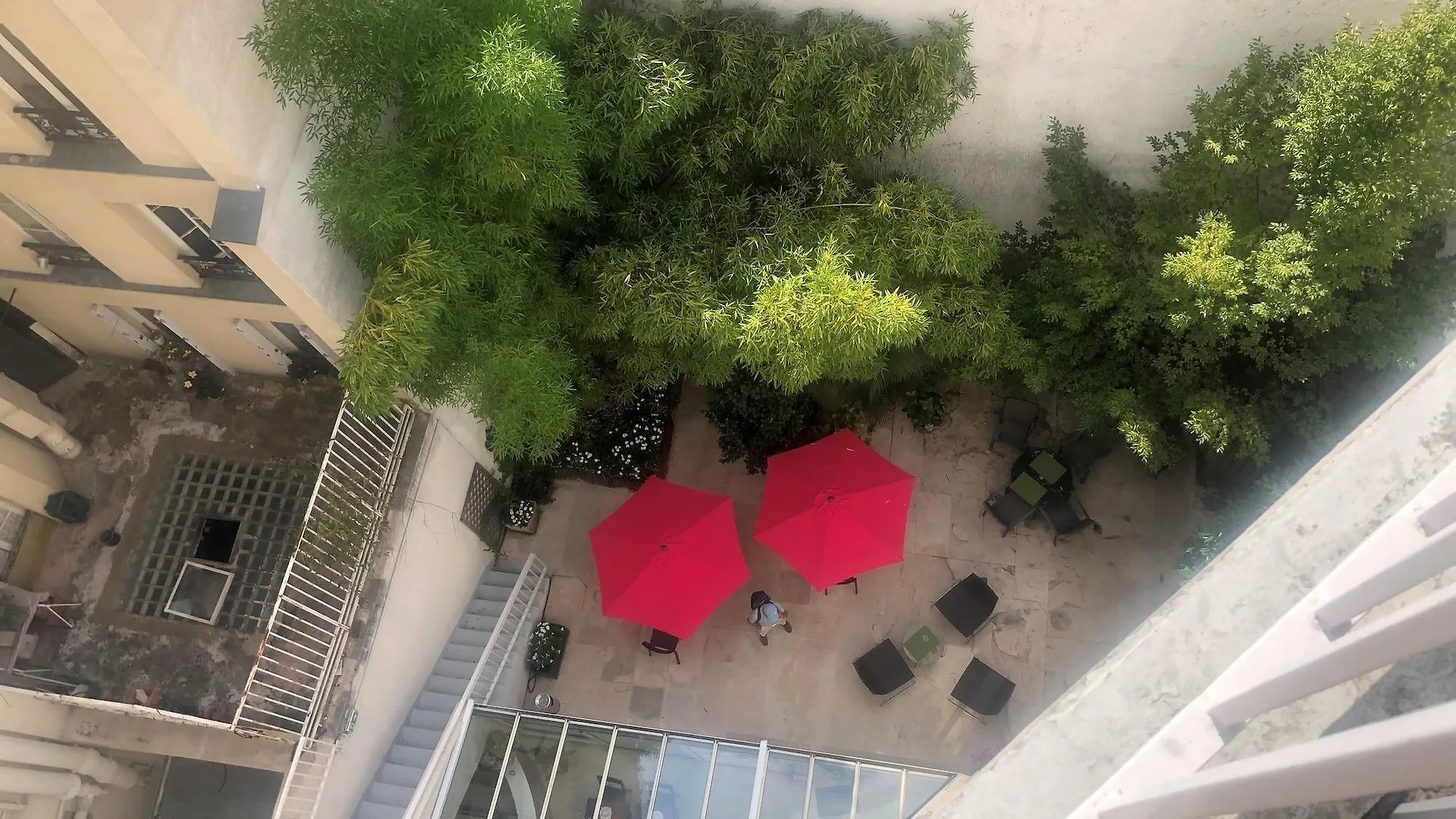 ***  Hotel Orchidee Paris France